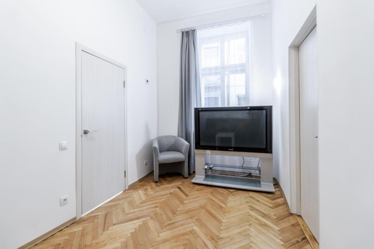 City Shalom Apartment Liov Exterior foto