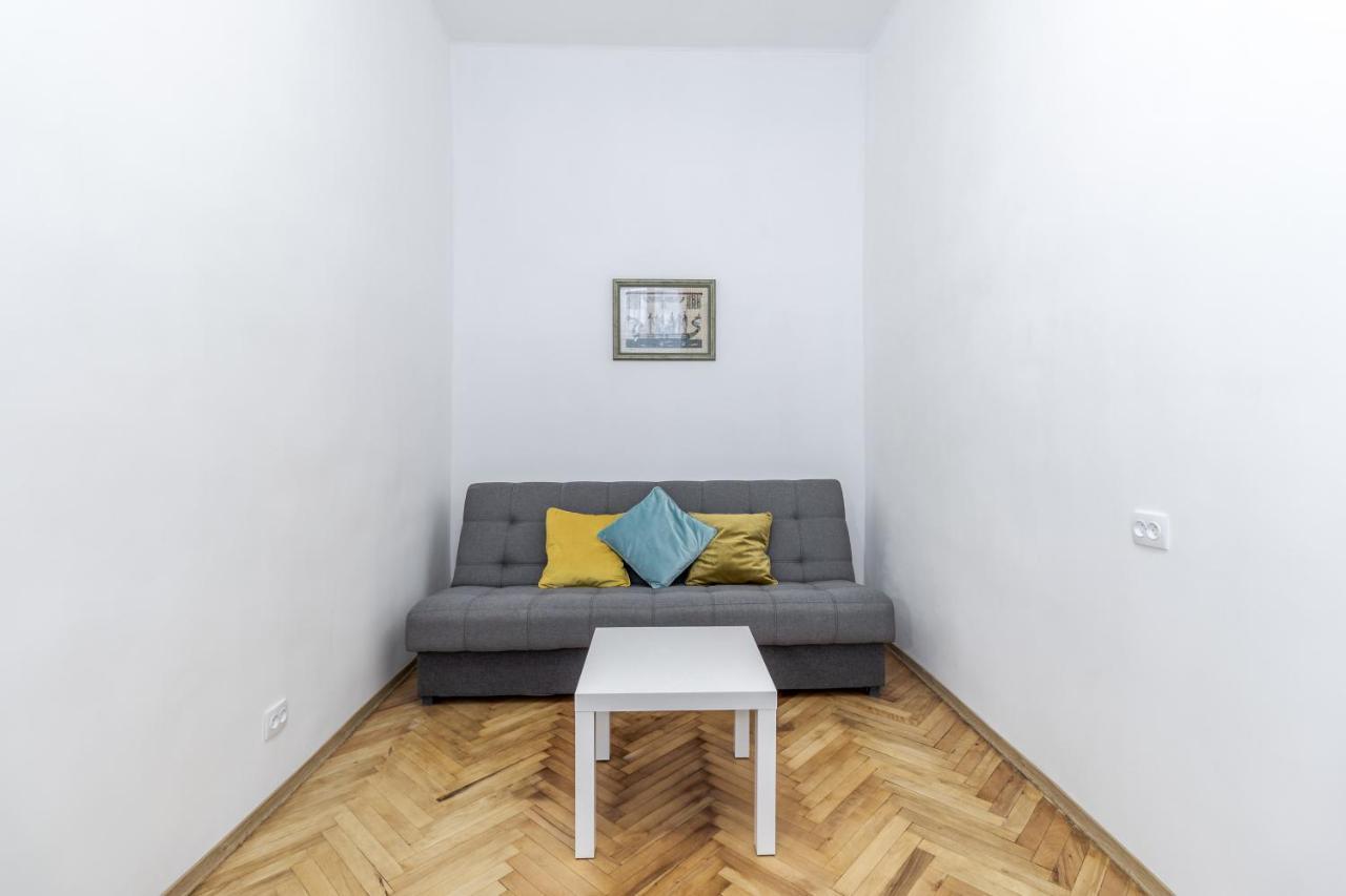 City Shalom Apartment Liov Exterior foto